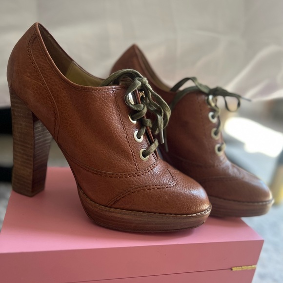 Vintage tan Coach booties - Picture 5 of 5